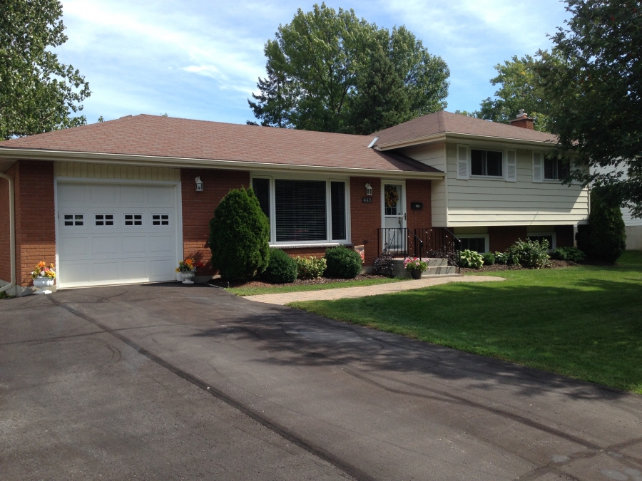 Side Split Bungalow Meaford Real Estate