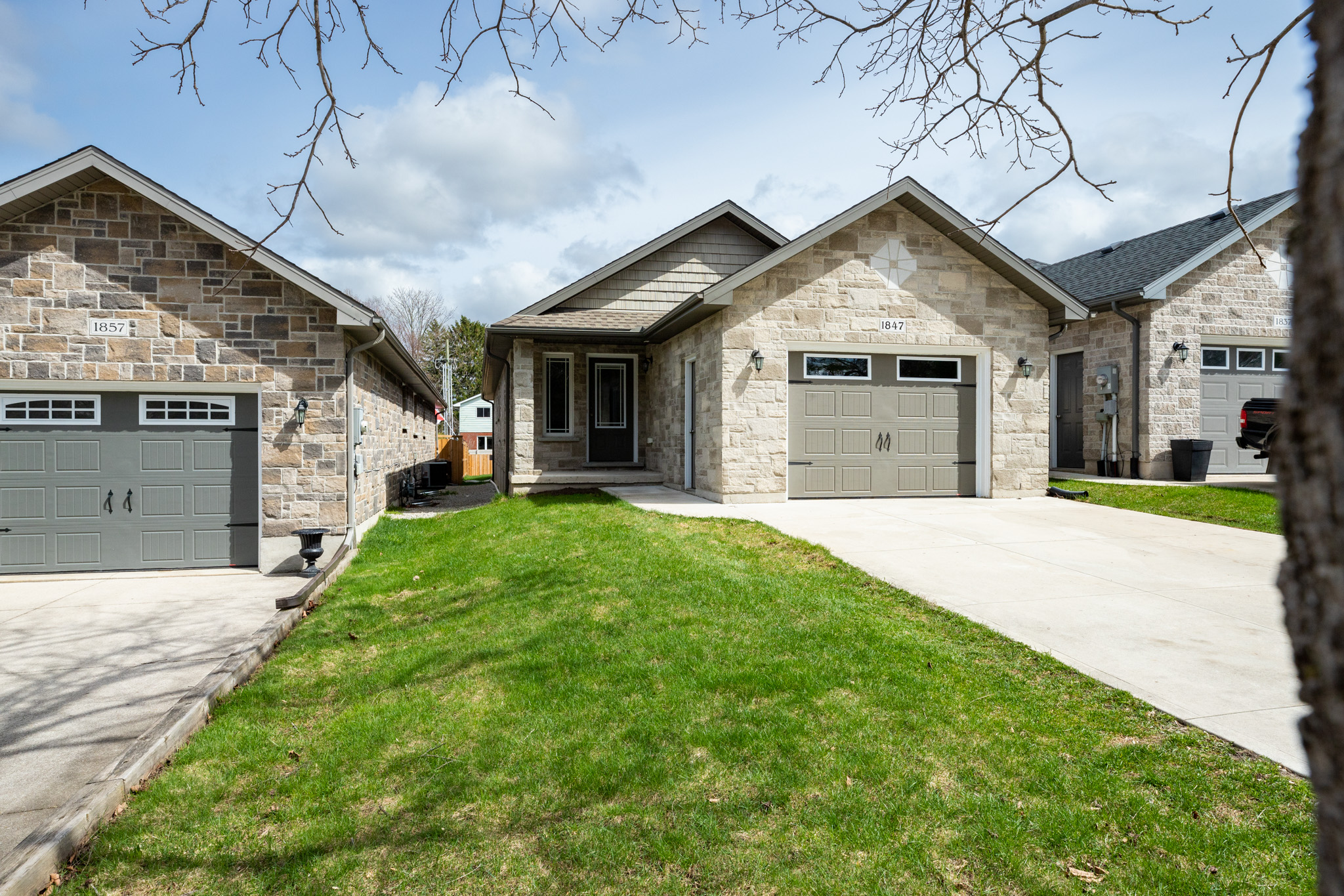 1847 8th Ave West-08