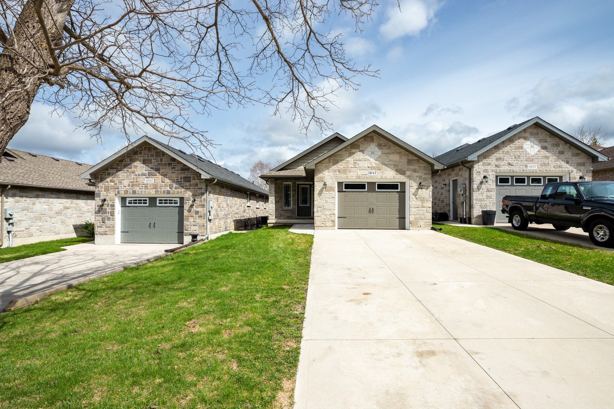 1847 8th Ave West-11