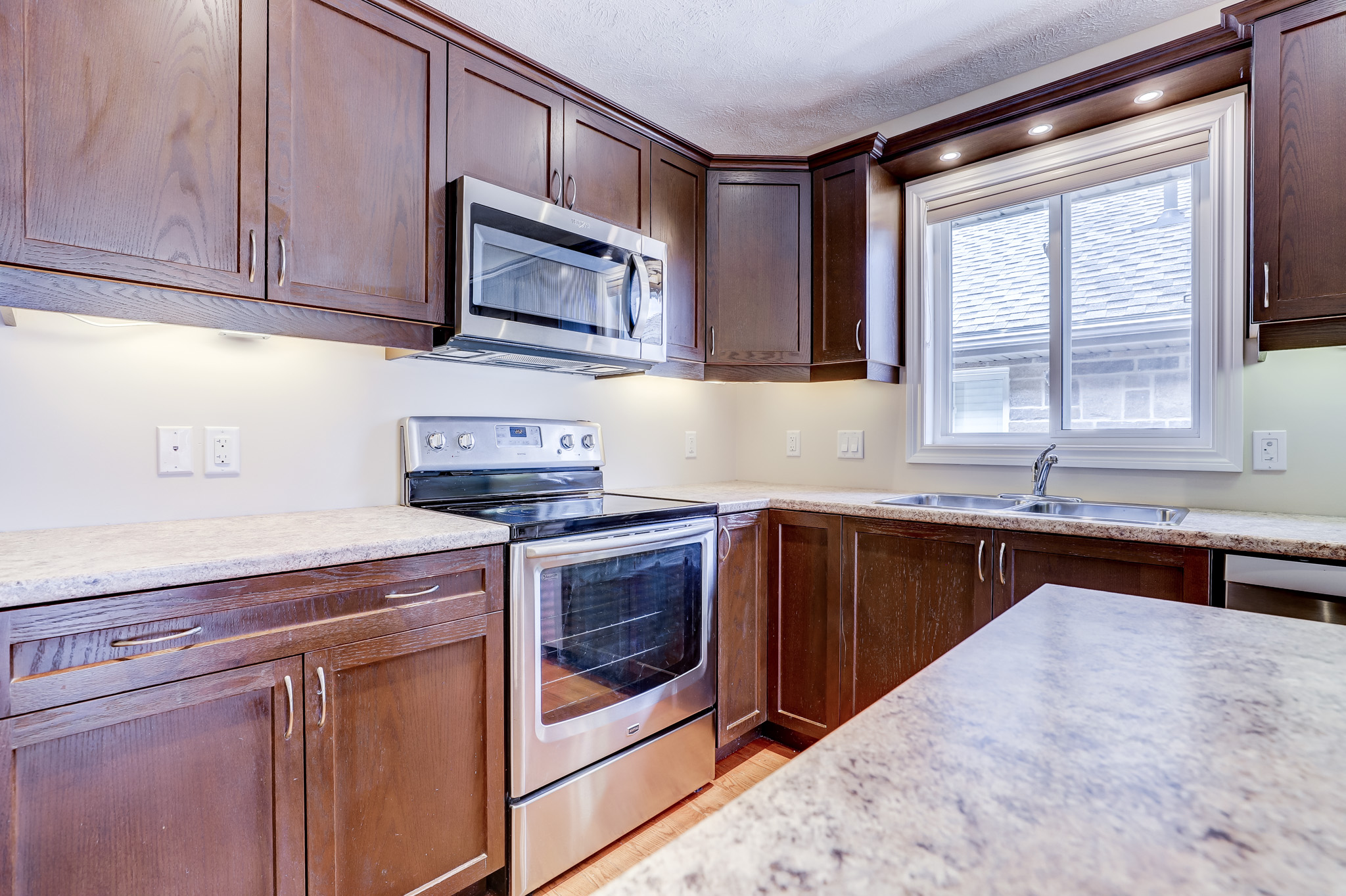 1847 8th Ave West-46