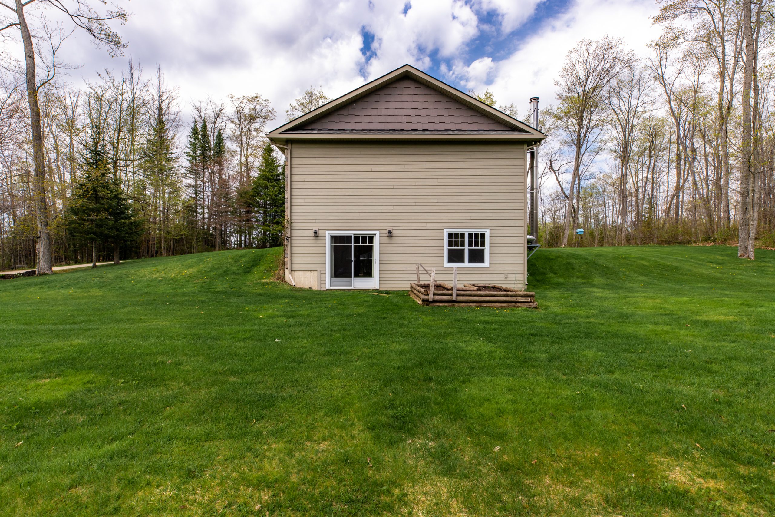 Markdale Homes For Sale 13