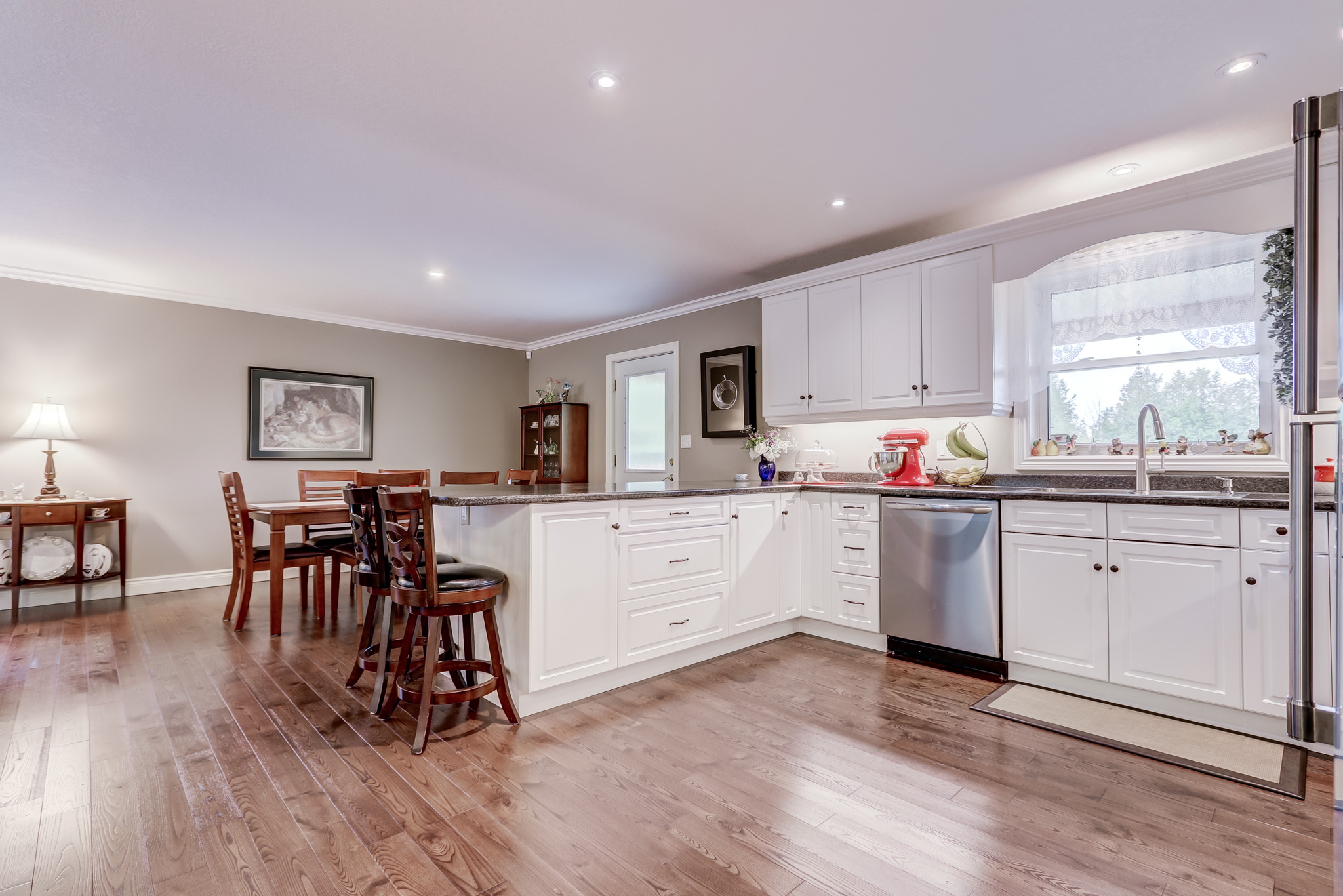 Traverston Homes For Sale 20