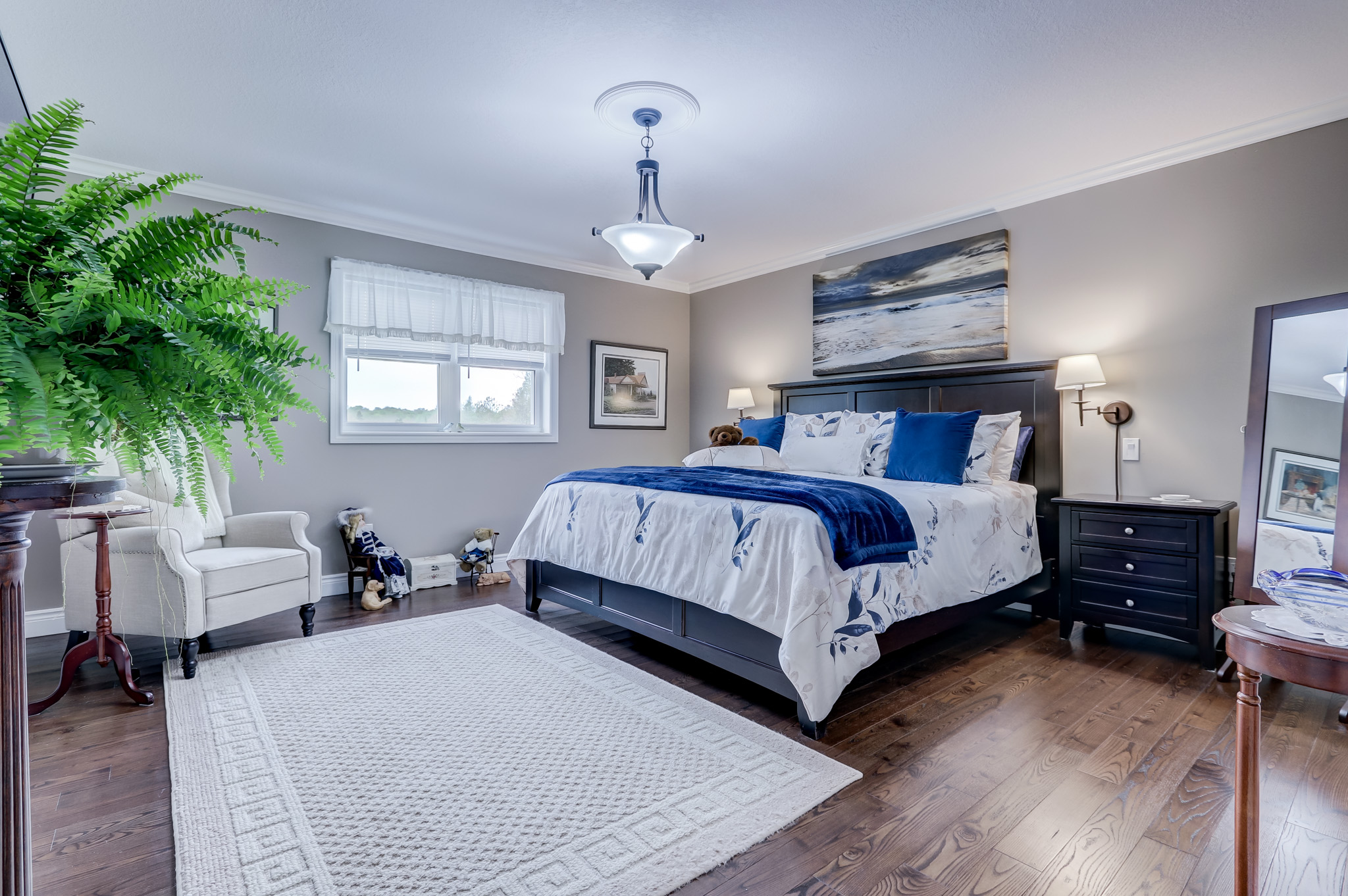 Traverston Homes For Sale 23