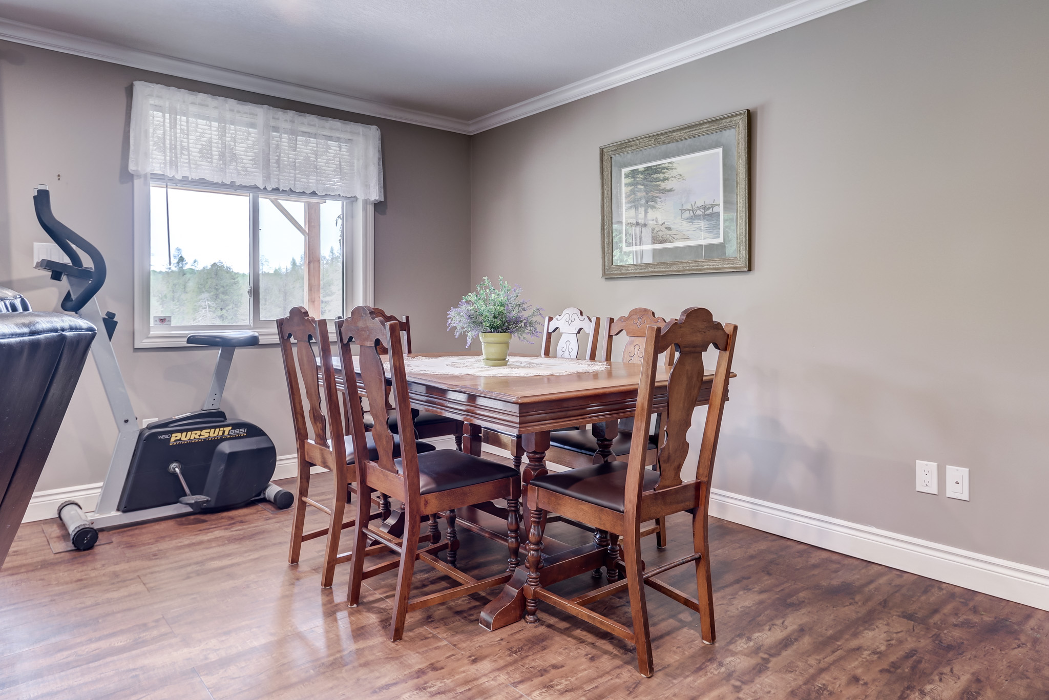 Traverston Homes For Sale 30