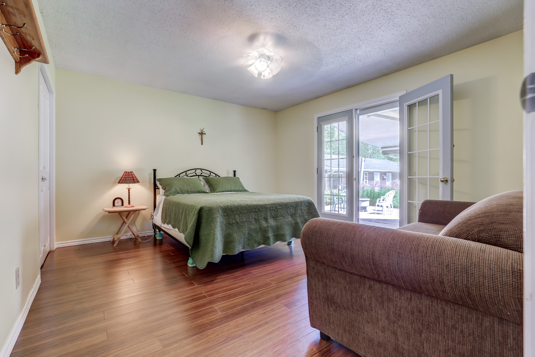 274 windsdoor Blvd