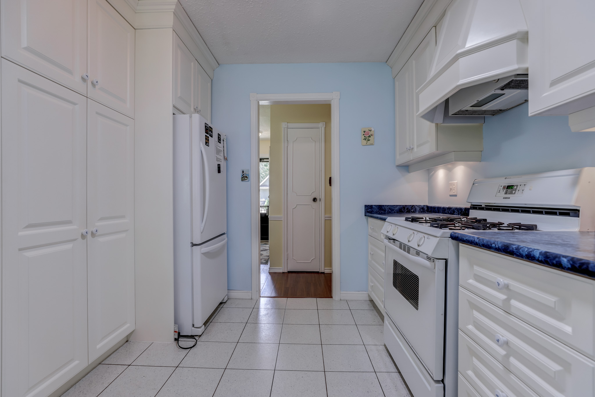 274 windsdoor Blvd