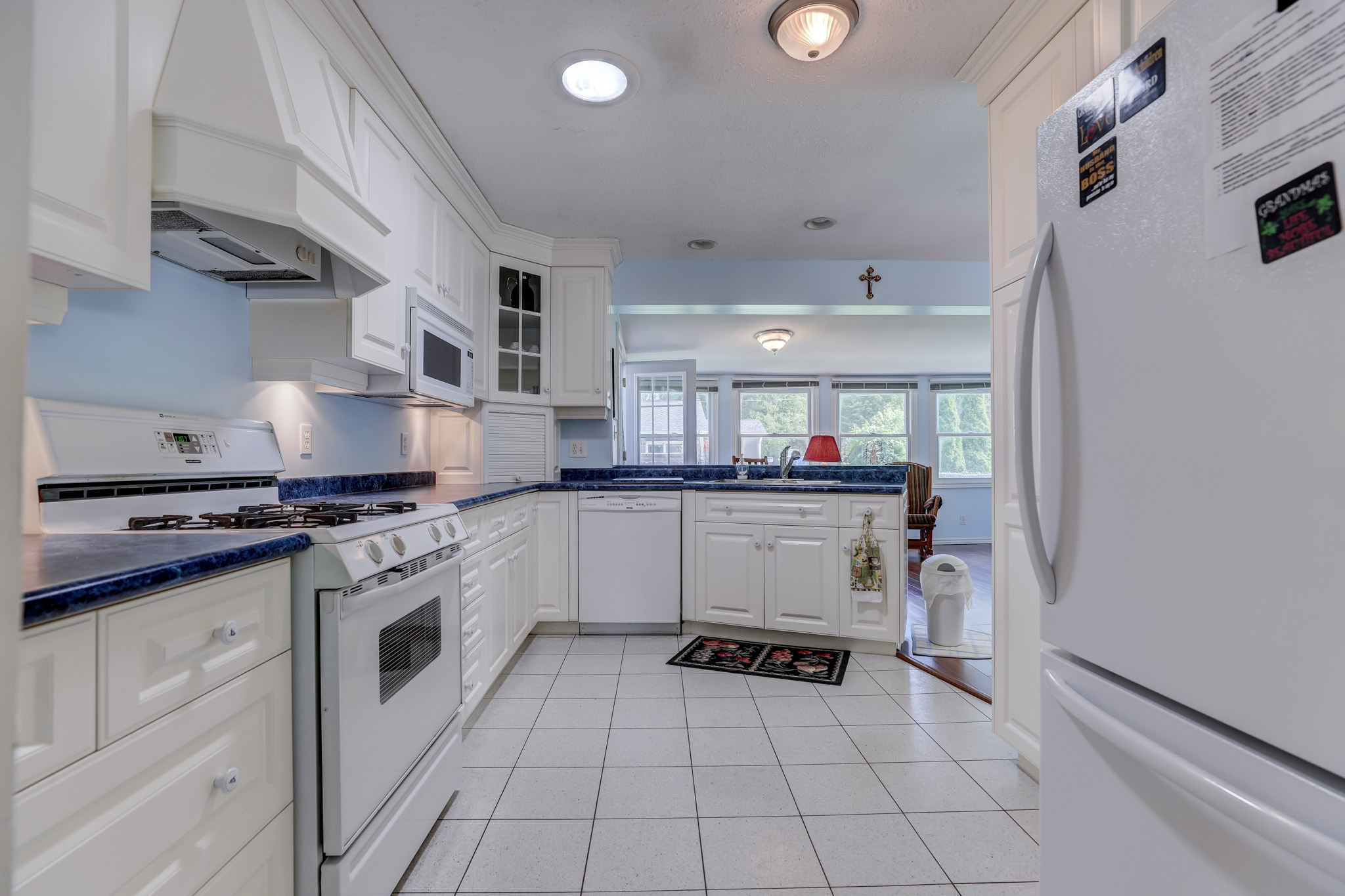 274 windsdoor Blvd