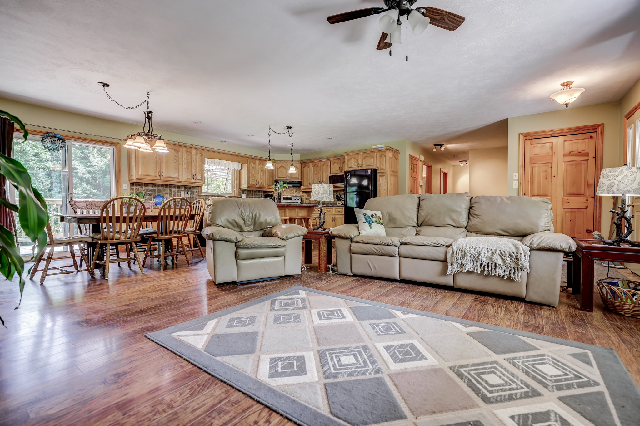 Homes for Sale Chatsworth