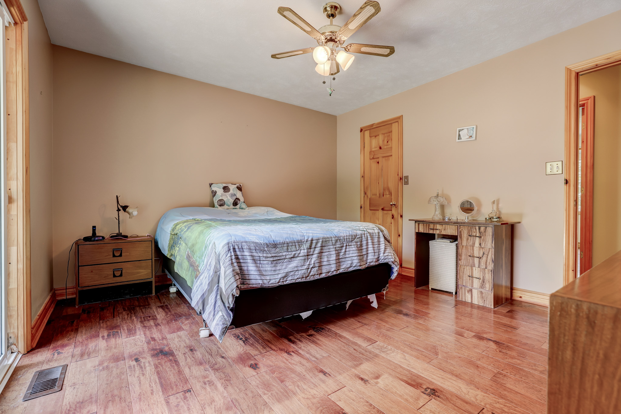 Homes for Sale Chatsworth