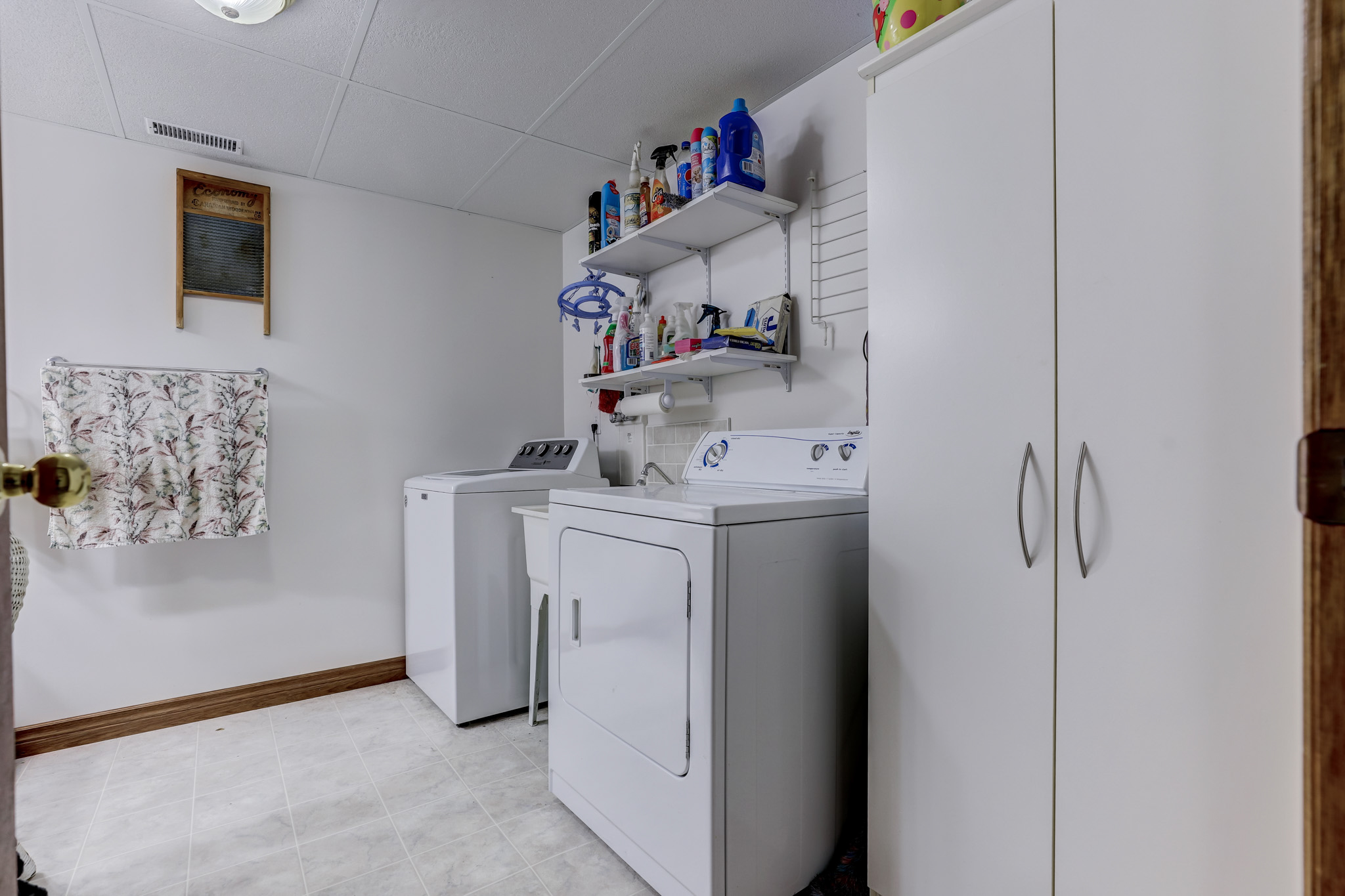 Homes for Sale Chatsworth