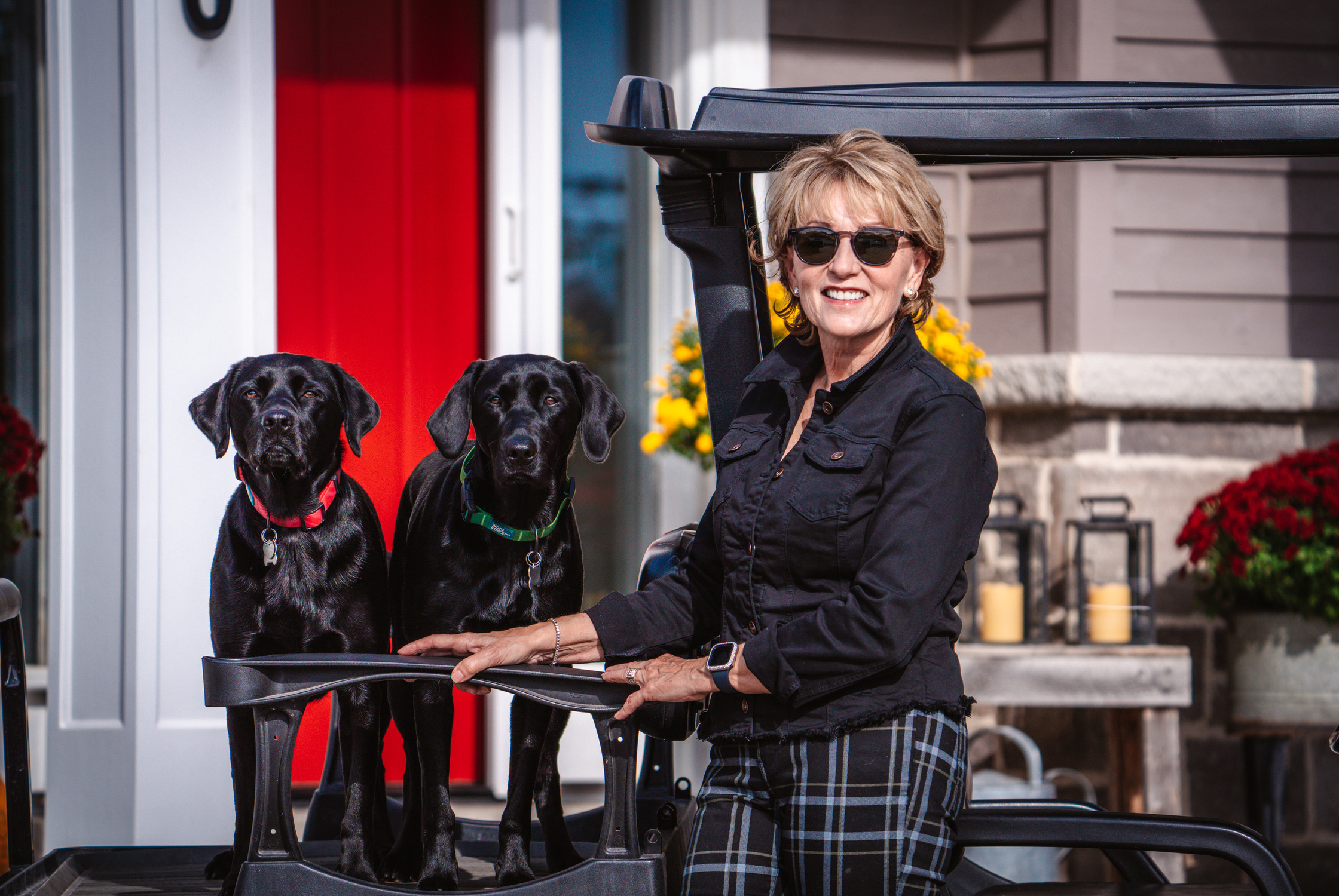 Cindy & Pups - Cindy Shanks (1)